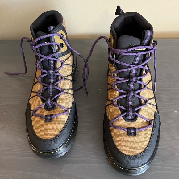 Dr. Martens Men’s Buwick Laceup Utility Boots NEW